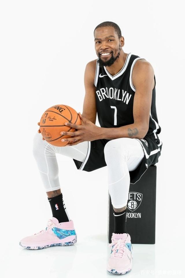 元的签字费 元的签字费